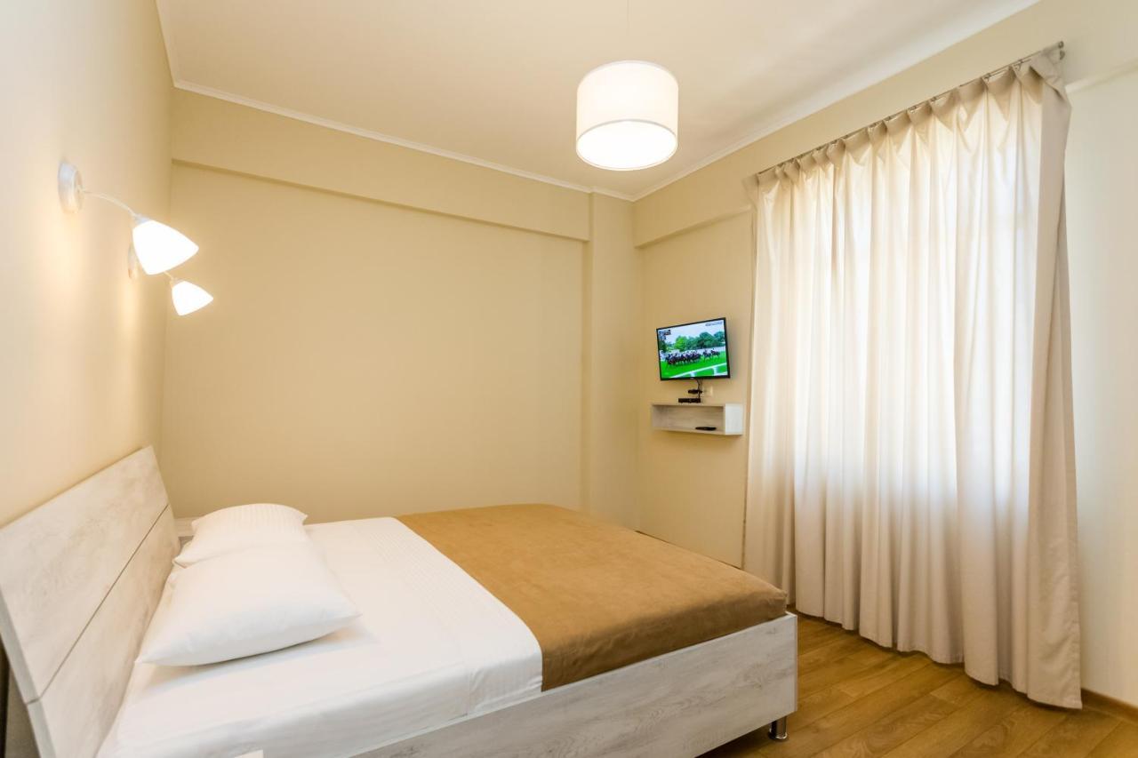 New!-Downtown Apartment Ll Tbilisi Buitenkant foto