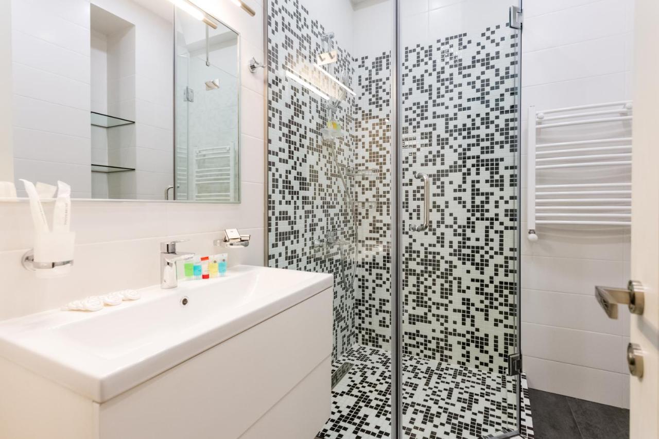 New!-Downtown Apartment Ll Tbilisi Buitenkant foto